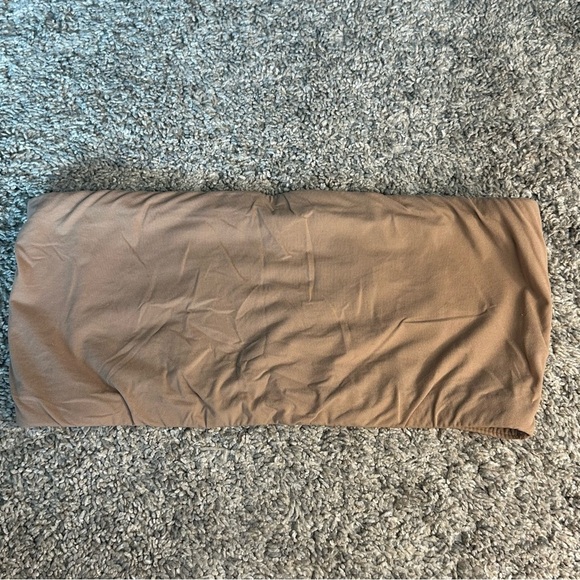 Skims Fits Everybody Bandeau Top bra strapless beige medium tan tube seamless - Picture 2 of 6